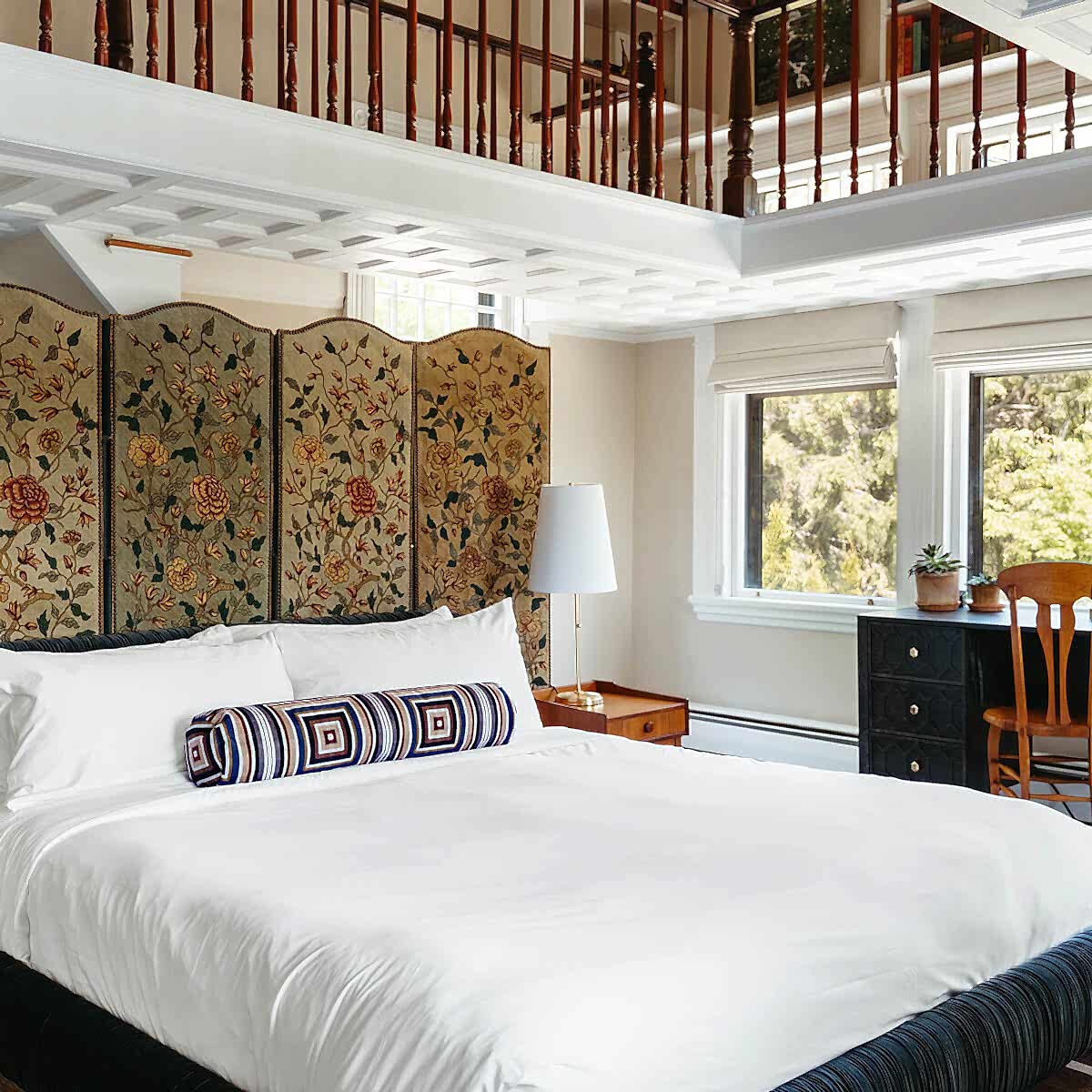 Image of the Library Suite room