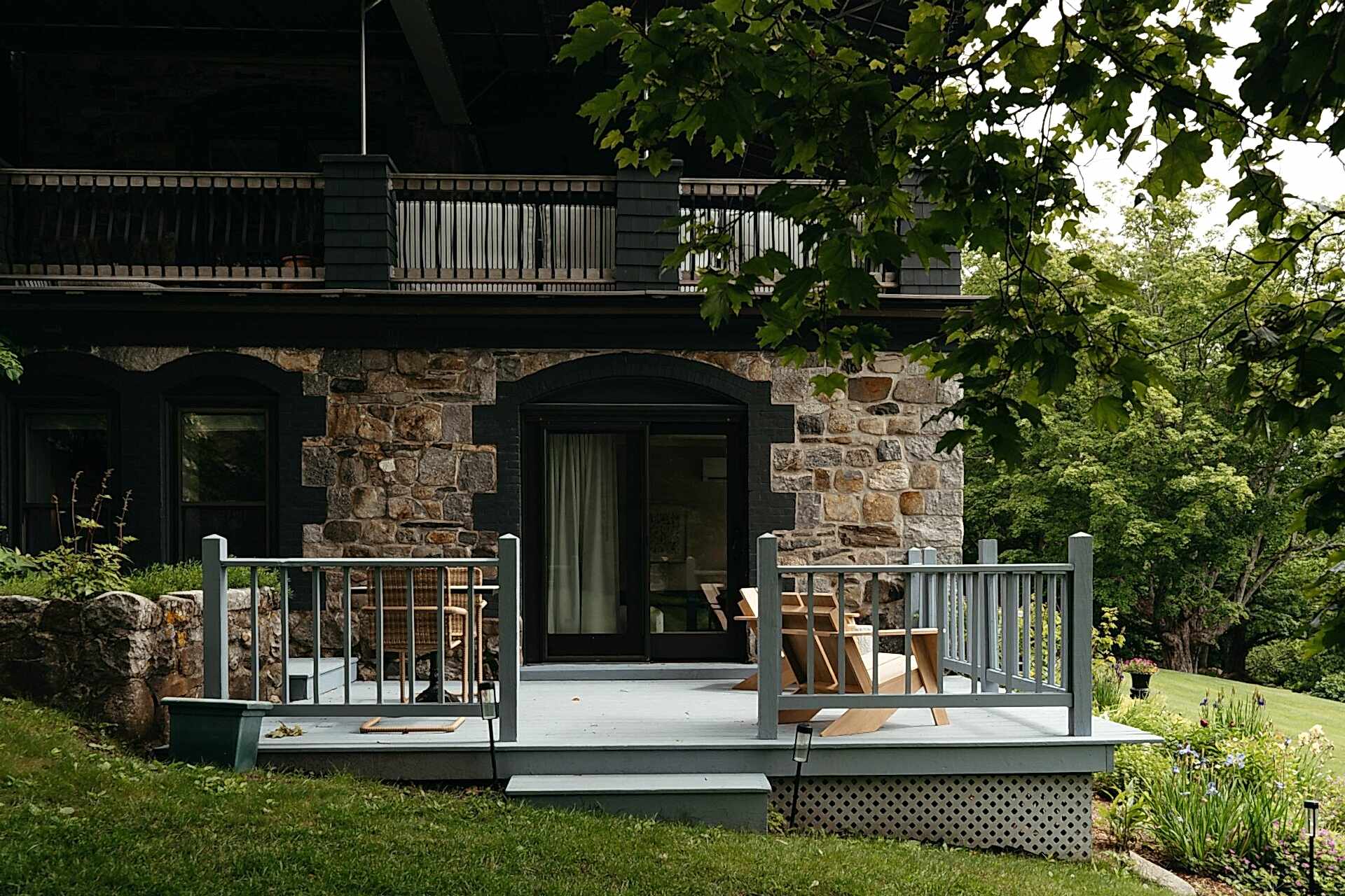 The deck of Arundel guest room