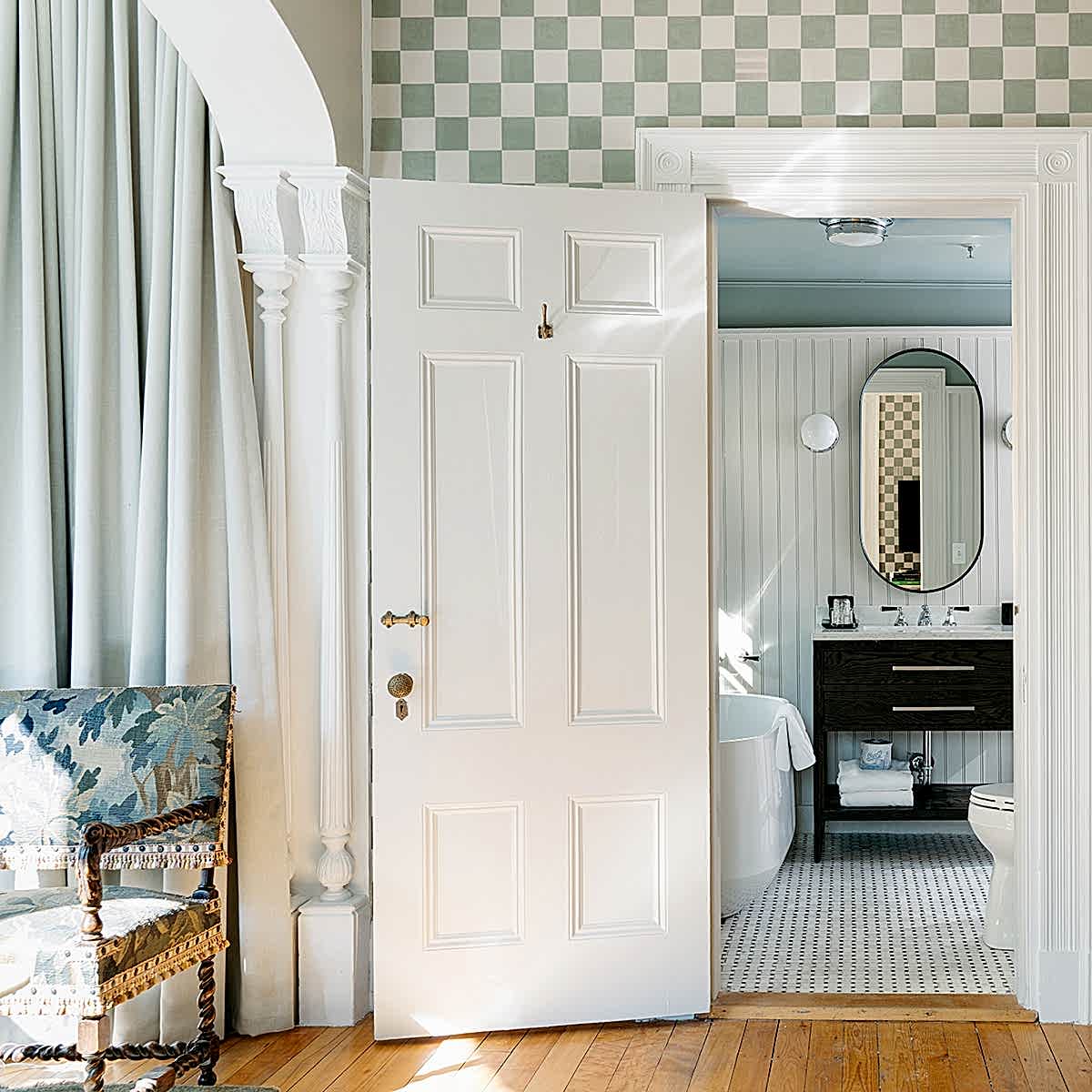 Peek into Sandringham bathroom